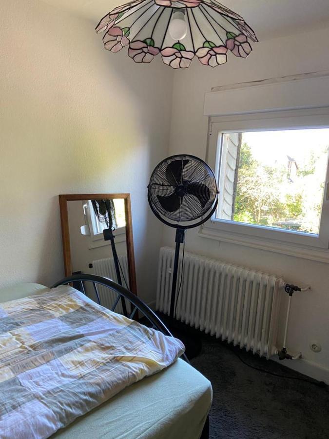 Privates Appartment Ferienwohnung Im Einfamilienhaus Düsseldorf Zewnętrze zdjęcie
